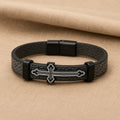 Bracelet croix en cuir pour homme – noir et argent