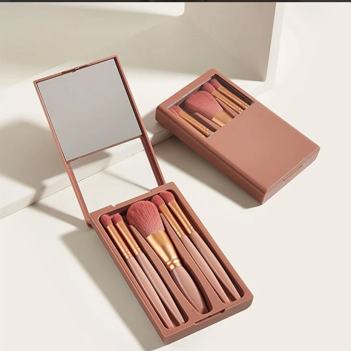 Ensemble de pinceaux de maquillage portable Color Travel avec miroir